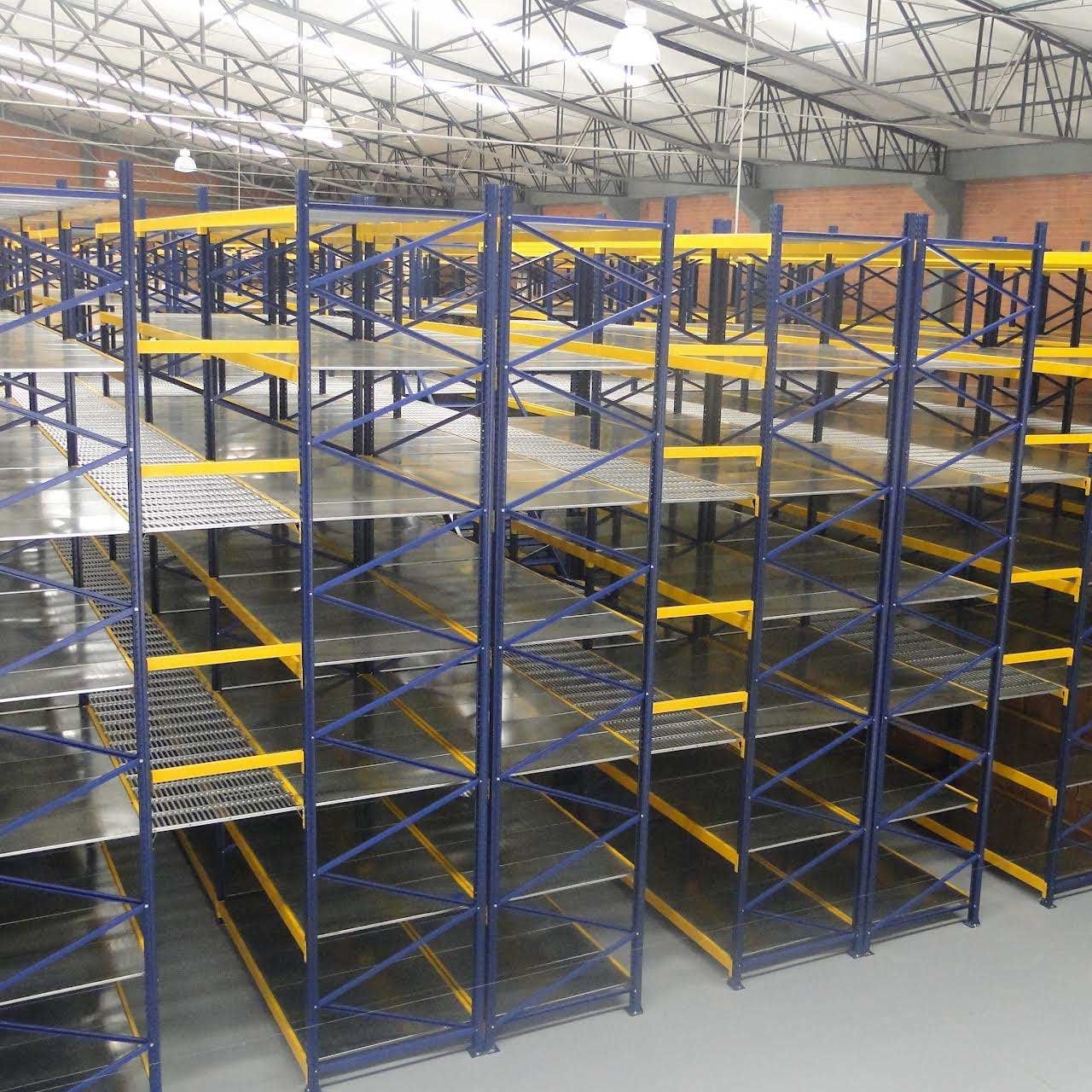 Muestra de una estanteria pesada